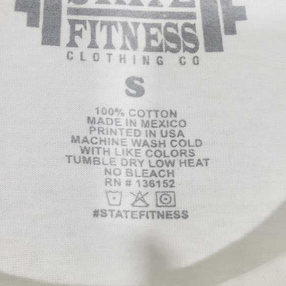 NWOT - “Practice safe sets” - MEN'S GYM TANK - Picture 2 of 4